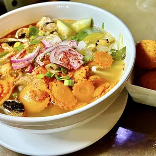 Yellow Curry Noodle Bowl