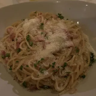Spaghetti "Alla Carbonara"