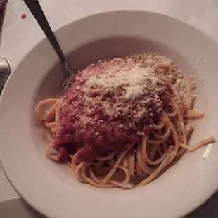 Side dish of spaghetti