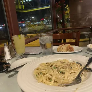 Fettuccine Quattro Sapore (did I say that right?)