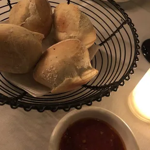 Bread service