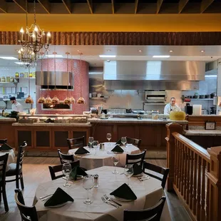 sushi and sashimi, interior