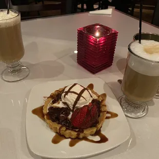 Pecan and dark chocolate torte