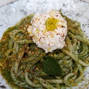 Bucatini alla Pesto Siciliano