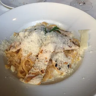 Fettuccine Alfredo