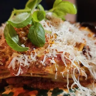 Lasagna (to die for!)
