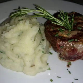 Red Skin Garlic Mashed Potatoes