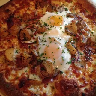 Breakfast Pizza