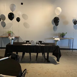 tables and balloons