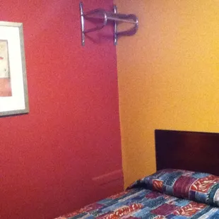 Broken, tiny clothing rack in land of OK Amazons