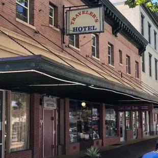 Travelers Hotel