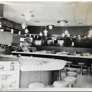 sushi and sashimi, interior