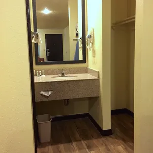 Guest Room Vanity Area