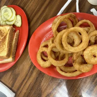Grilled cheese with onion rings.