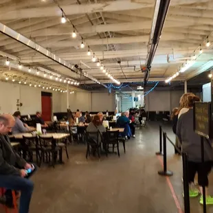 Eating area with access to the brewery