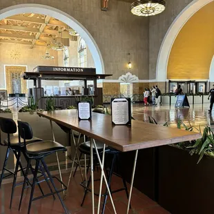 interior, crepes