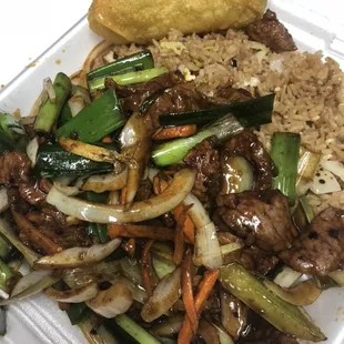 Scallion beef dinner with fried rice and egg roll