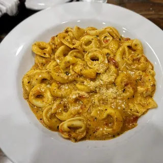 Tortellini Tre Salsa