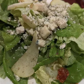 Pera Salad