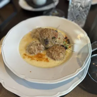 Meatballs appetizer in white cream sauce
