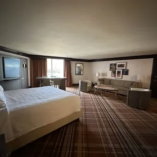 Suite room