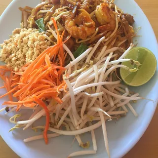74. Pad Thai Chicken and Shrimp