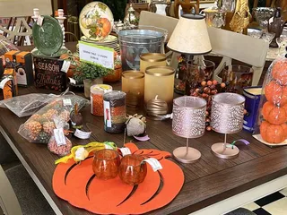 New & Again Consignment Furniture Gallery