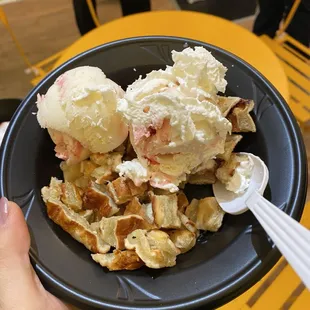 Strawberry Pretzel