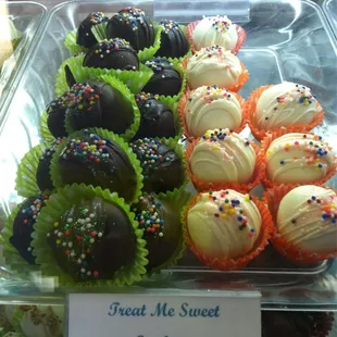 cake truffless and cupcakes