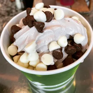 Cookies &amp; Cream with white &amp; milk chocolate chips