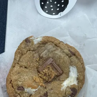 S&apos;mores cookie