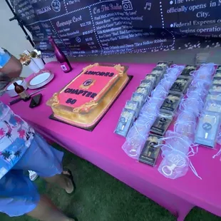 Side view of cake- it actually opens