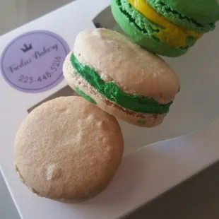 Coffee, apple &amp; pineapple flavored macarons