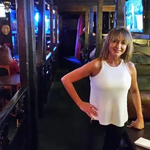 Bassie the awesome hostess.