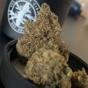 Growers Circle Flower, delicious and great effect, strong and not just one note, excellent terpenes you can smell and taste