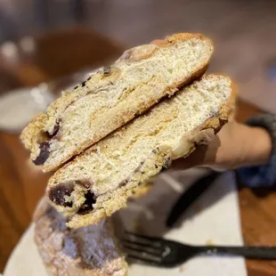 Red bean mochi streusel