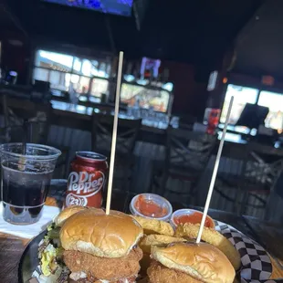 The Tree-O Sliders with Onion Rings