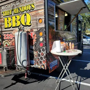 a bbq truck