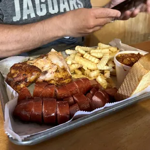 2-Meat Combo (Chicken/Sausage)