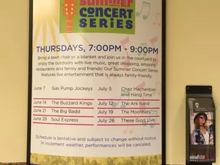 The Shops on Lane Avenue