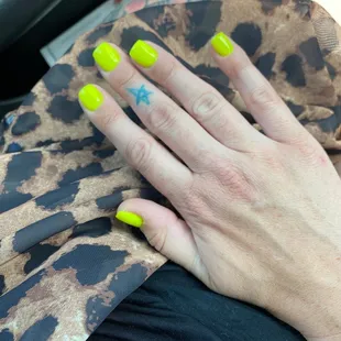 Dip Manicure done by Tom