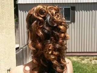 Halo Hair Studio