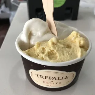 Trepalle di panna and banana coconut aka HEAVEN in a cup!