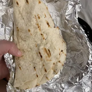 Super dry tortillas that taste like tap water.