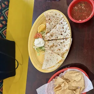 Quesadilla stuffed with chorizo and cheese