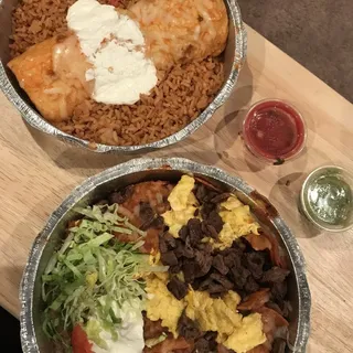 Chilaquiles con Huevos