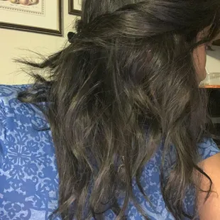 All-over color in indoor lighting (taken at home). Also look at that cut!