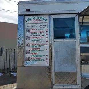 Menu, prices