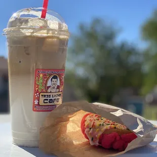 Mazapan drink And concha