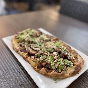 Fig and Fungi Flatbread